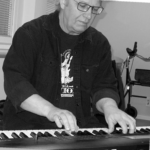 Thomas Östberg - plays keyboard